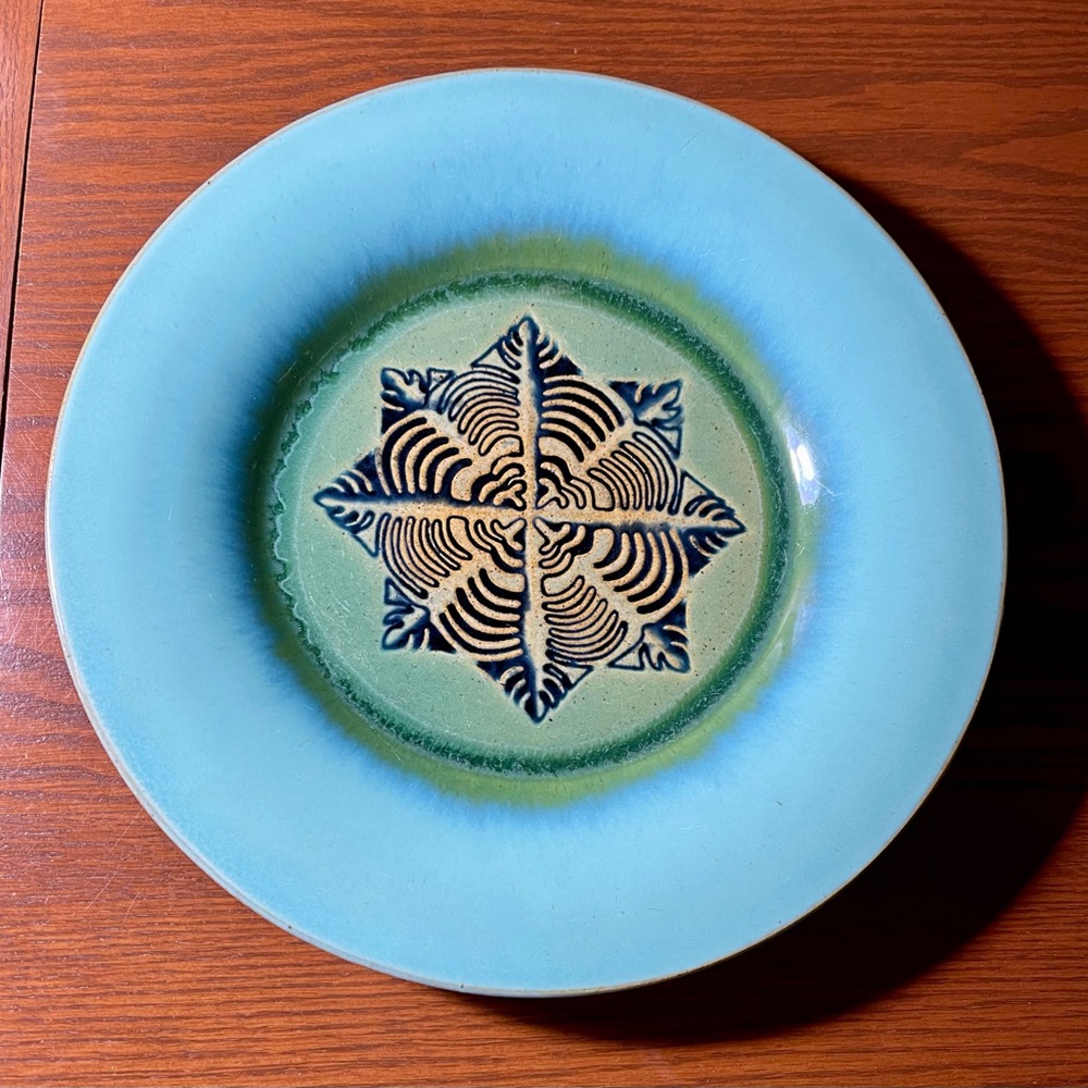 United States Quarry Tile Co Romany Tiles star Blue Green 10" Plate